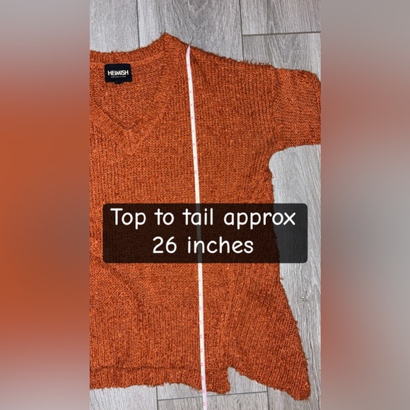 Heimish Women’s Size Small Copper Brown V-neck Sweater Relaxed Fit - Picture 4 of 6